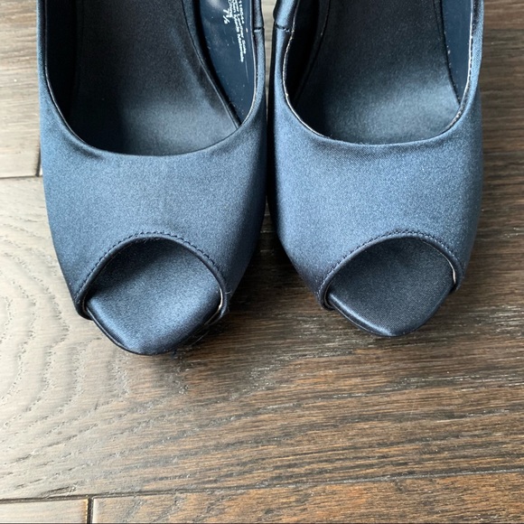 Lulu Townsend Size 7.5 Royal Blue Open Toed Fabric 4.5 Inch Platform High Heels - Picture 3 of 12